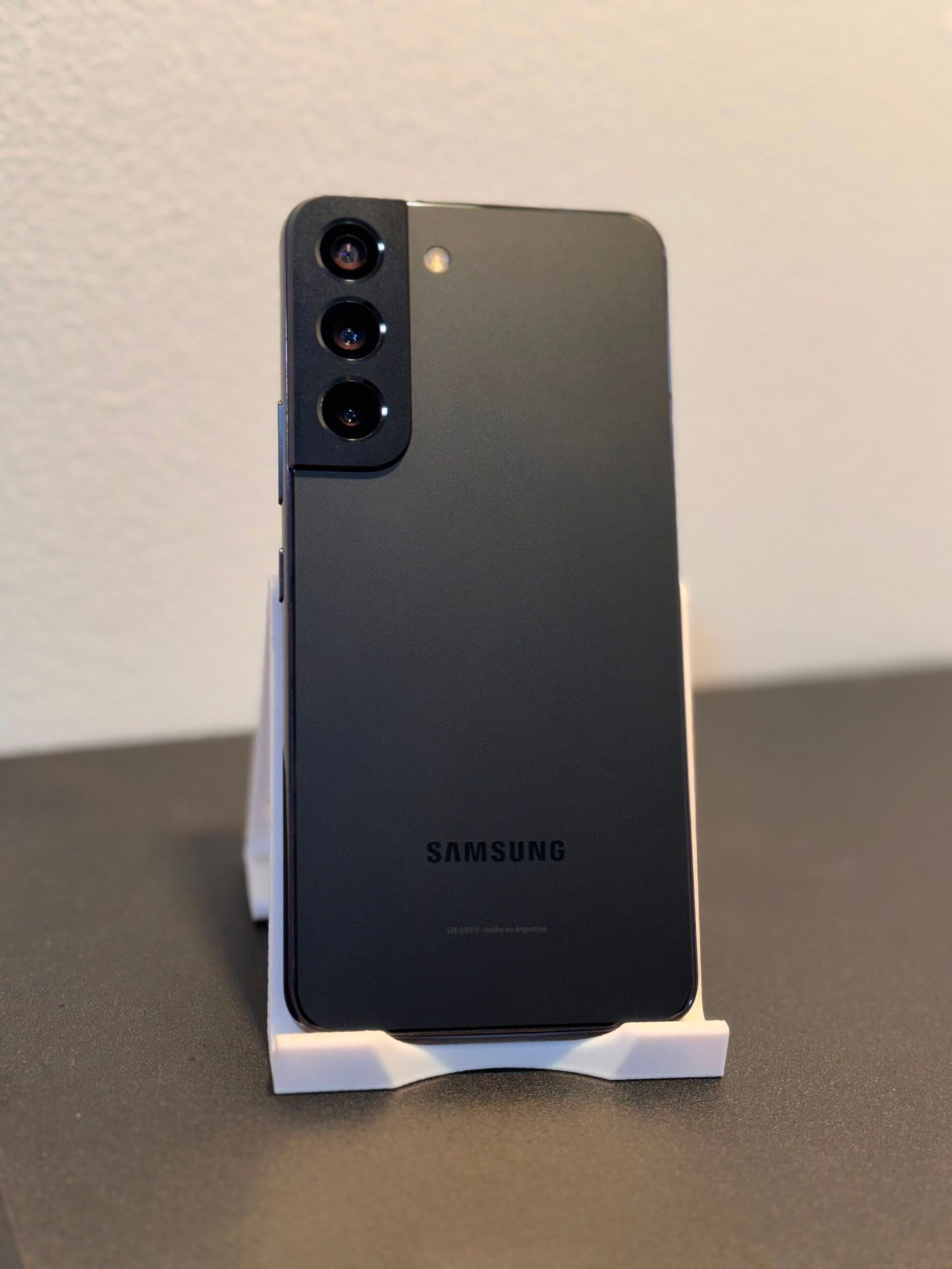 Samsung S22 128GB - Image 2